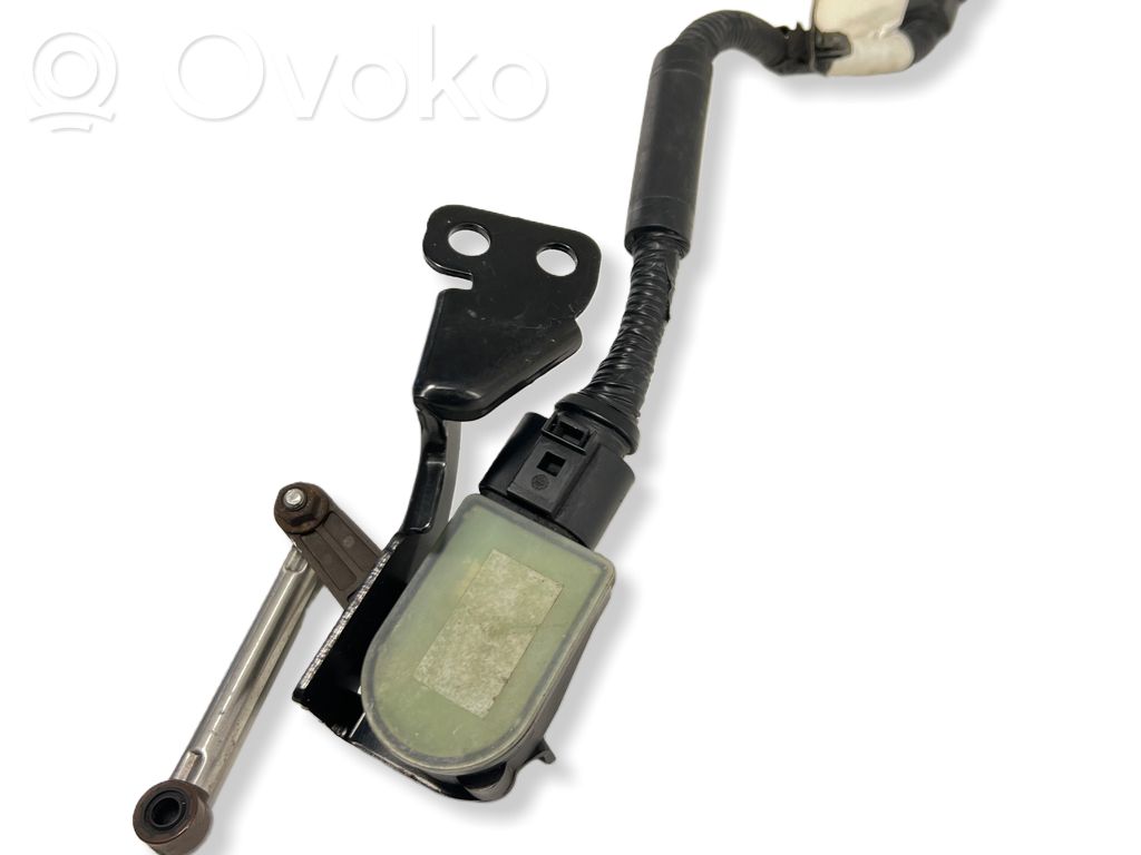 Genesis G70 Headlight/headlamp level sensor 