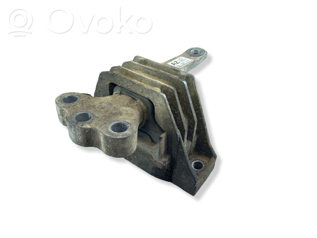 Opel Insignia A Engine mount bracket 