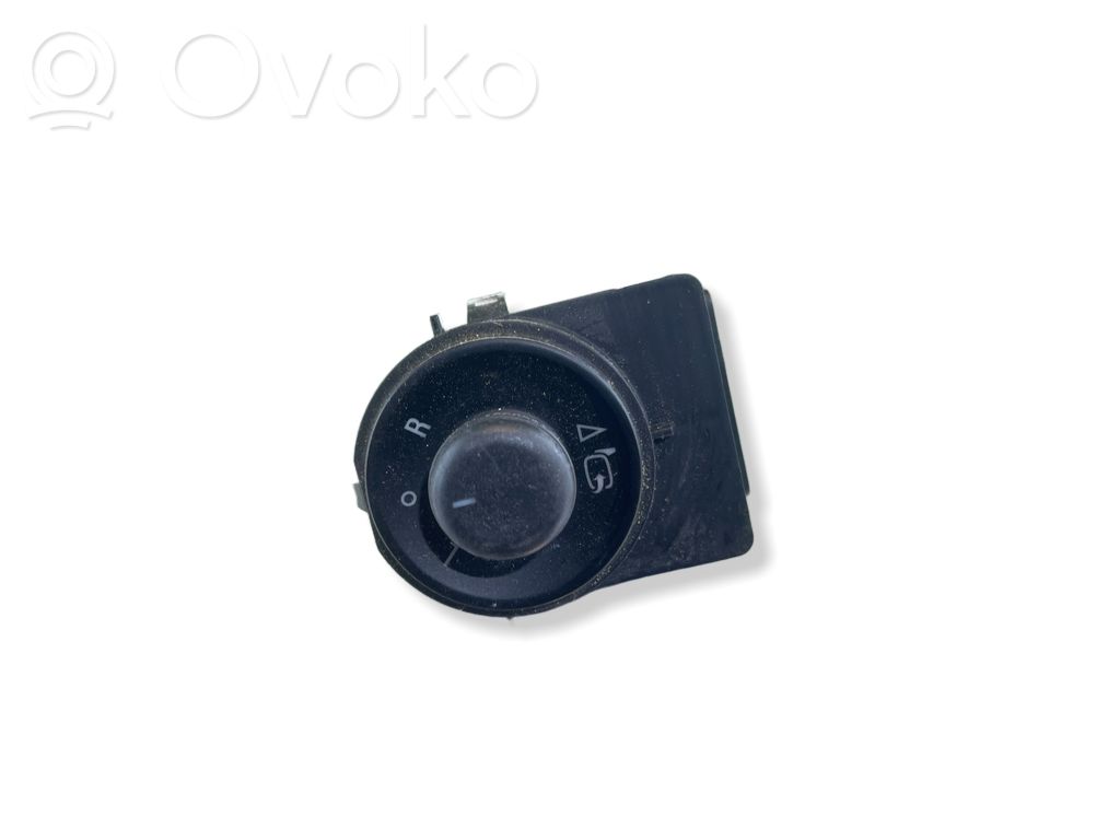 Opel Insignia A Wing mirror switch 