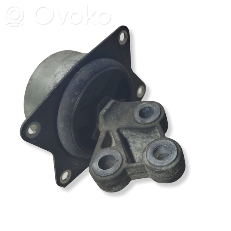 Opel Vectra C Engine mount bracket 