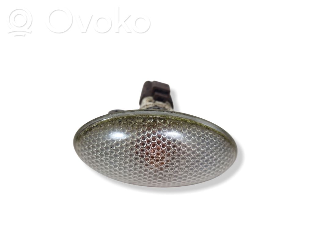 Citroen Berlingo Front fender indicator light 