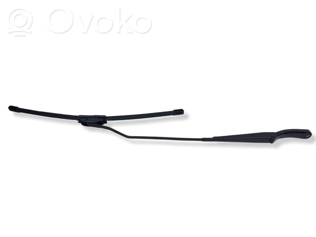 Citroen Berlingo Front wiper blade arm 