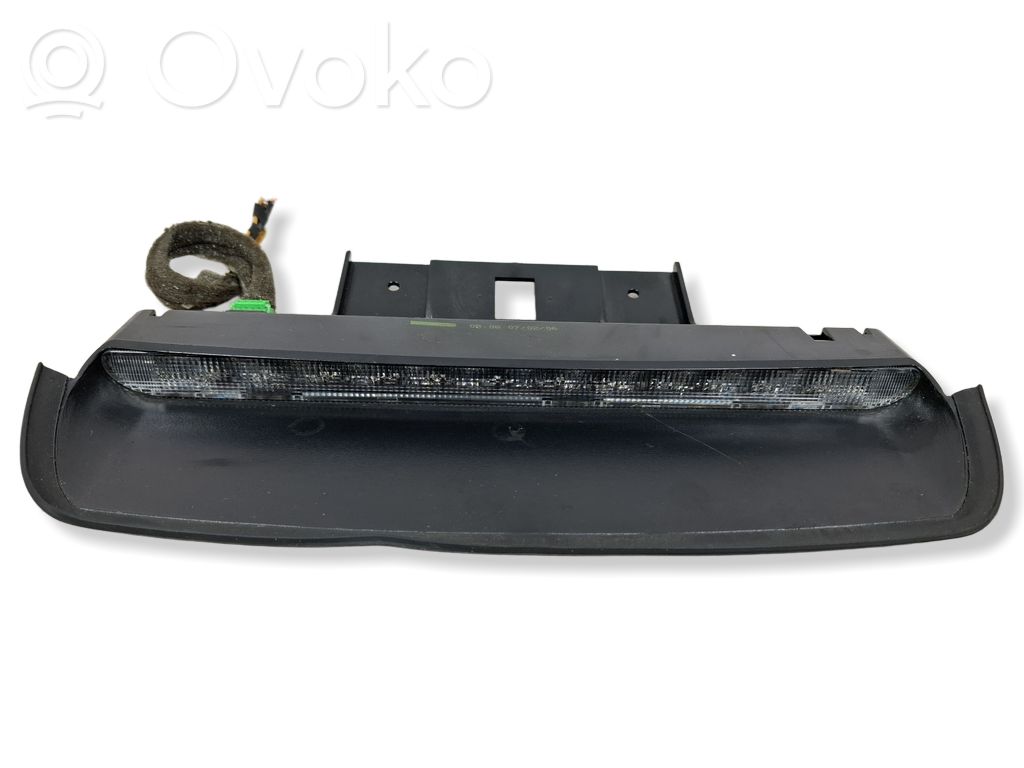 Volvo S40 Third/center stoplight 