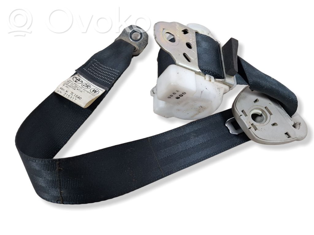 Toyota Corolla Verso AR10 Rear seatbelt 