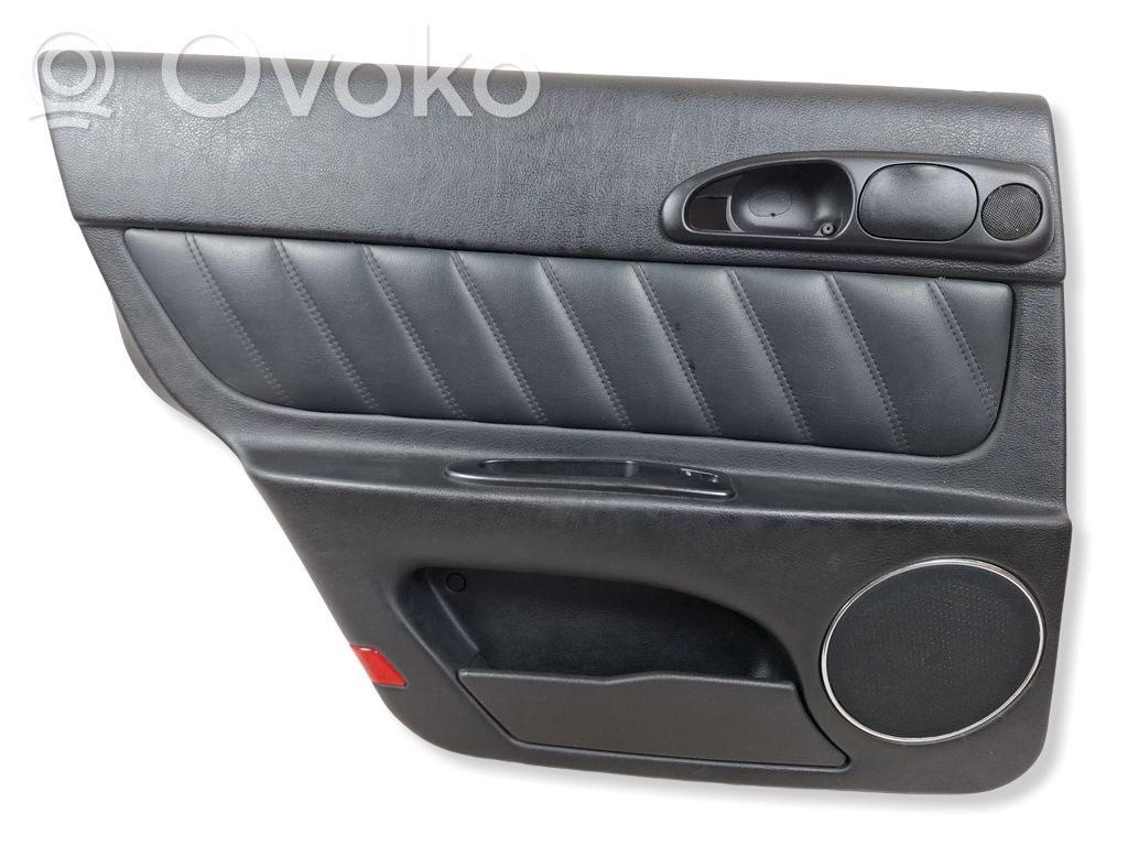 Alfa Romeo 166 Etuoven verhoilu 