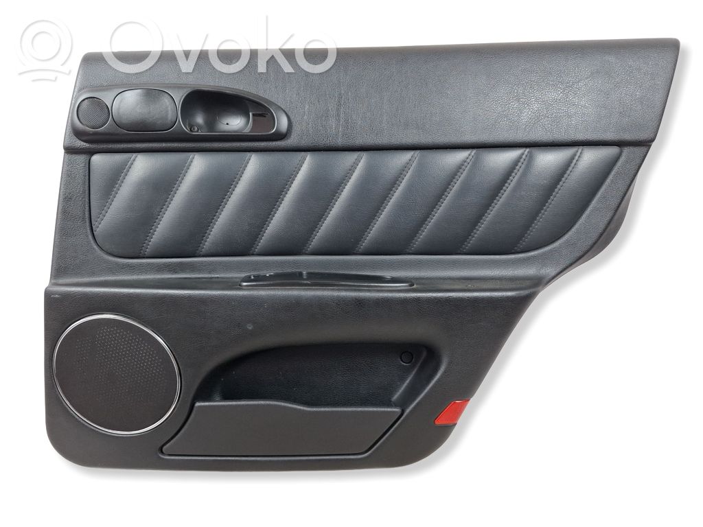 Alfa Romeo 166 Etuoven verhoilu 