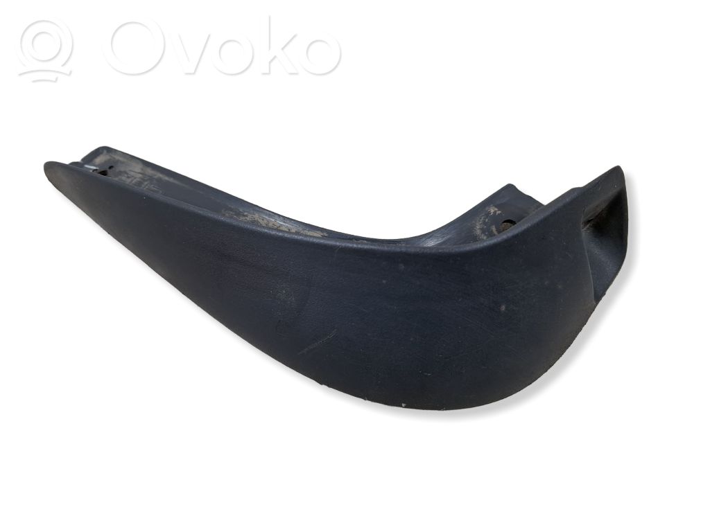 KIA Ceed Eturoiskeläppä 