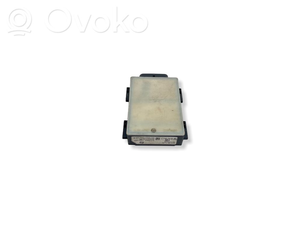 BMW 5 G30 G31 G38 Moduł martwego pola 