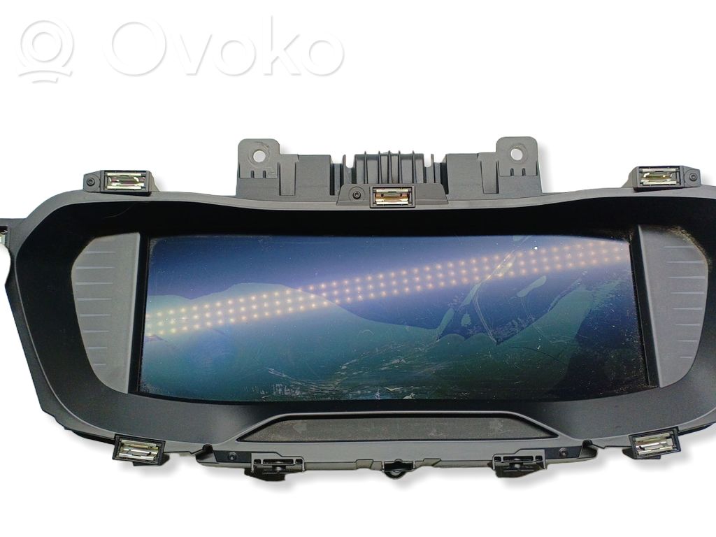 Skoda Octavia Mk4 Speedometer (instrument cluster) 