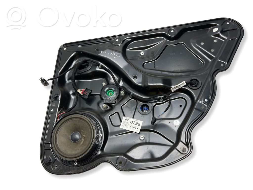 Volkswagen PASSAT B6 Rear window lifting mechanism without motor 