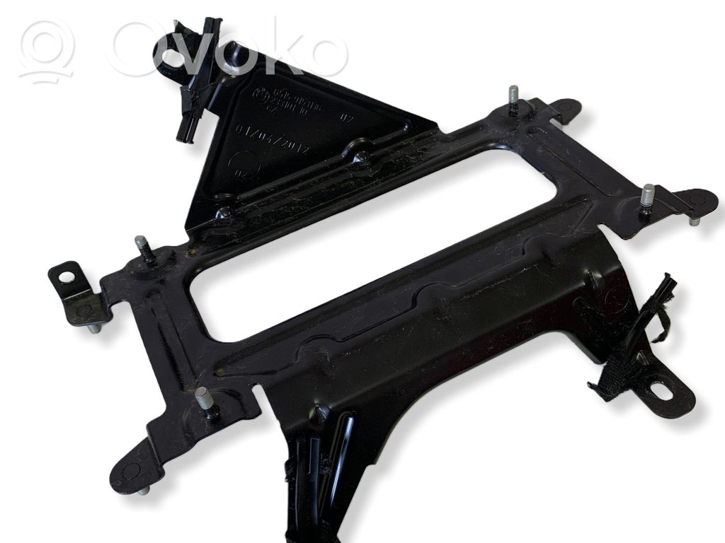 BMW 7 F01 F02 F03 F04 Bluetooth control unit holder 