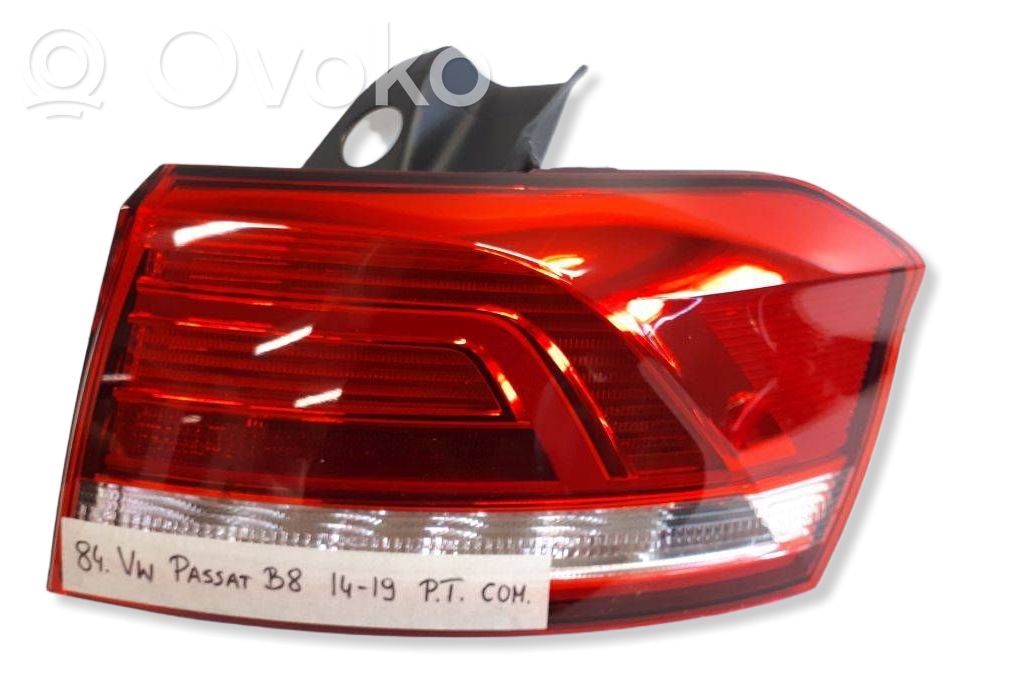 Volkswagen PASSAT B8 Lampă spate în caroserie 