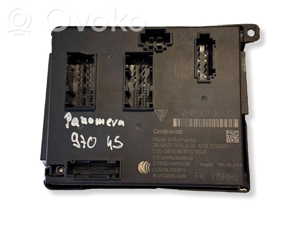 Mukavuusmoduuli   7PP907064CG