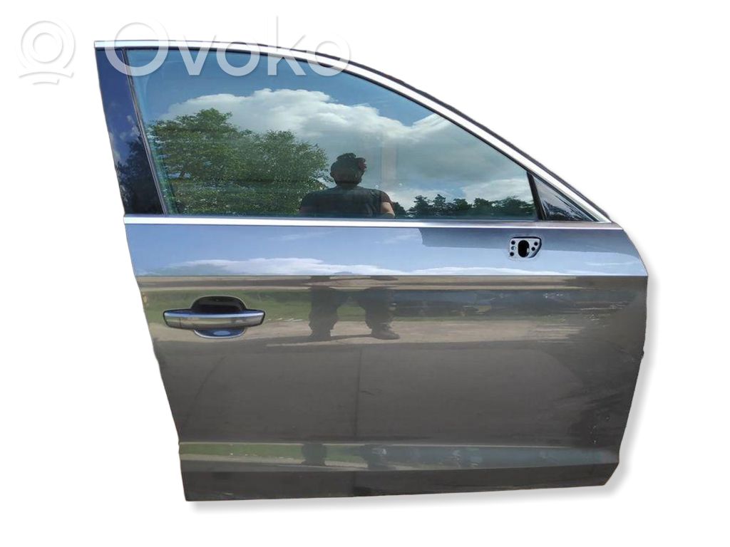 Puerta delantera   8V5831052B,8V5831052B