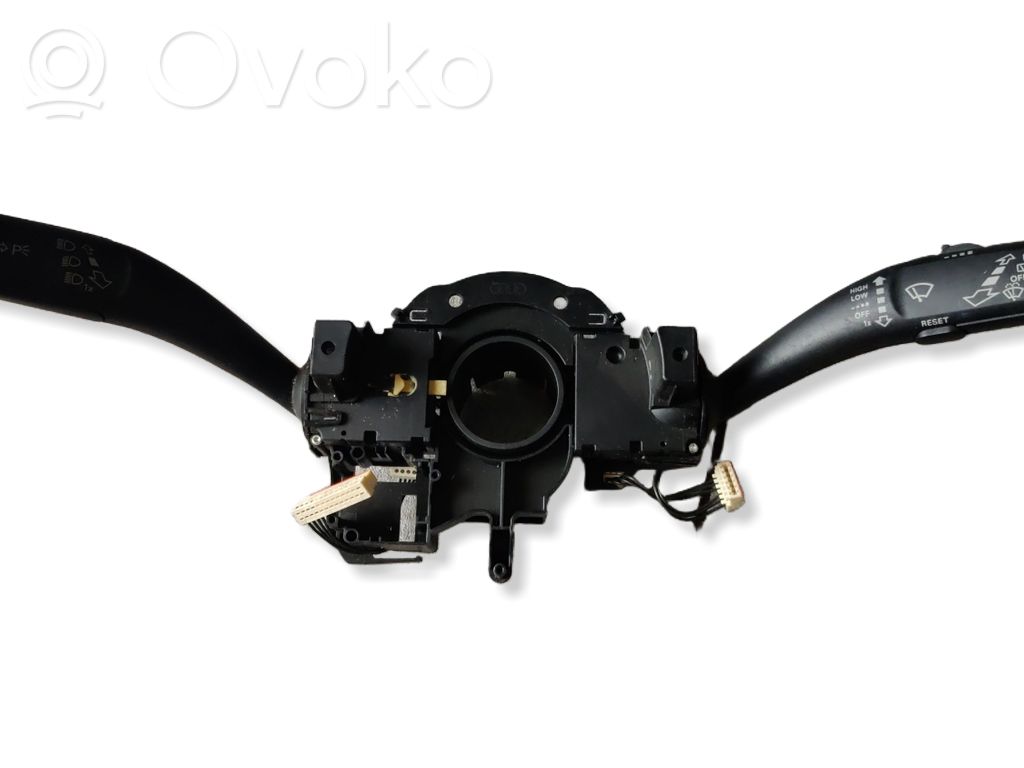 Audi A4 S4 B8 8K Interruptor/palanca de limpiador de luz de giro 