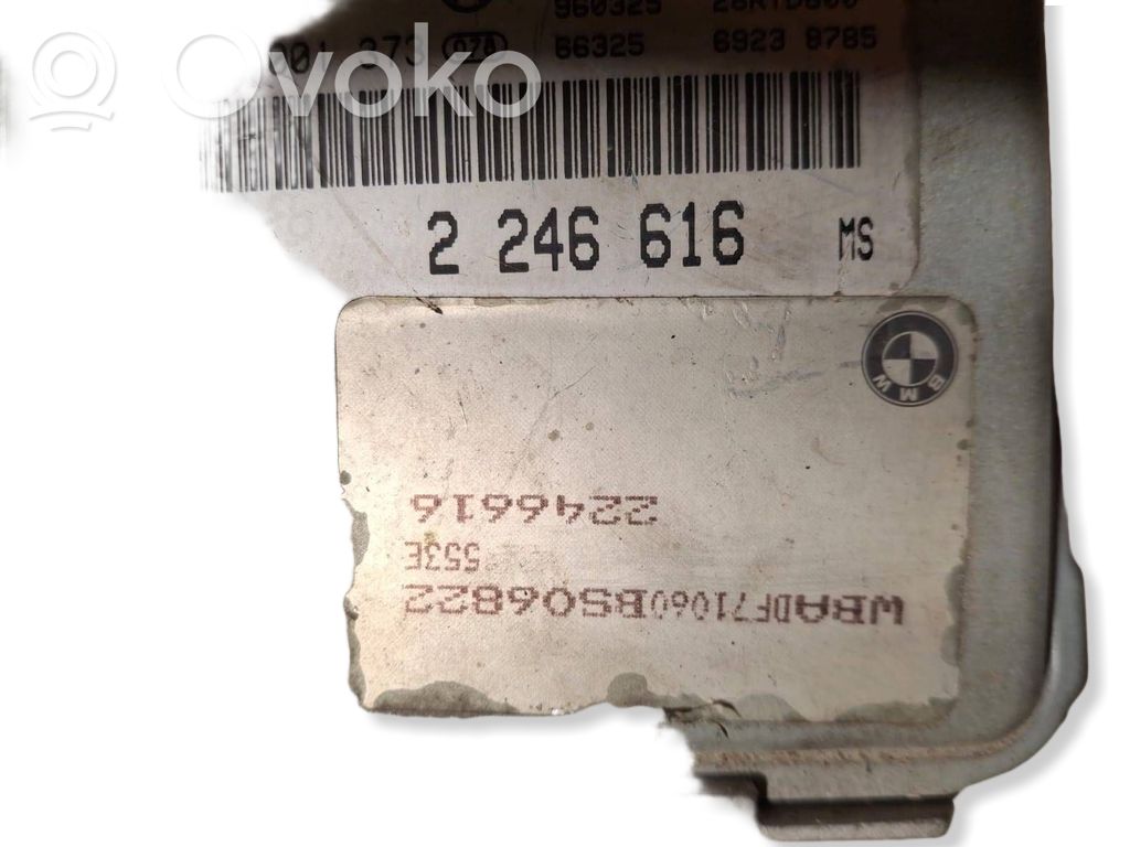 BMW 5 E39 Engine control unit/module 