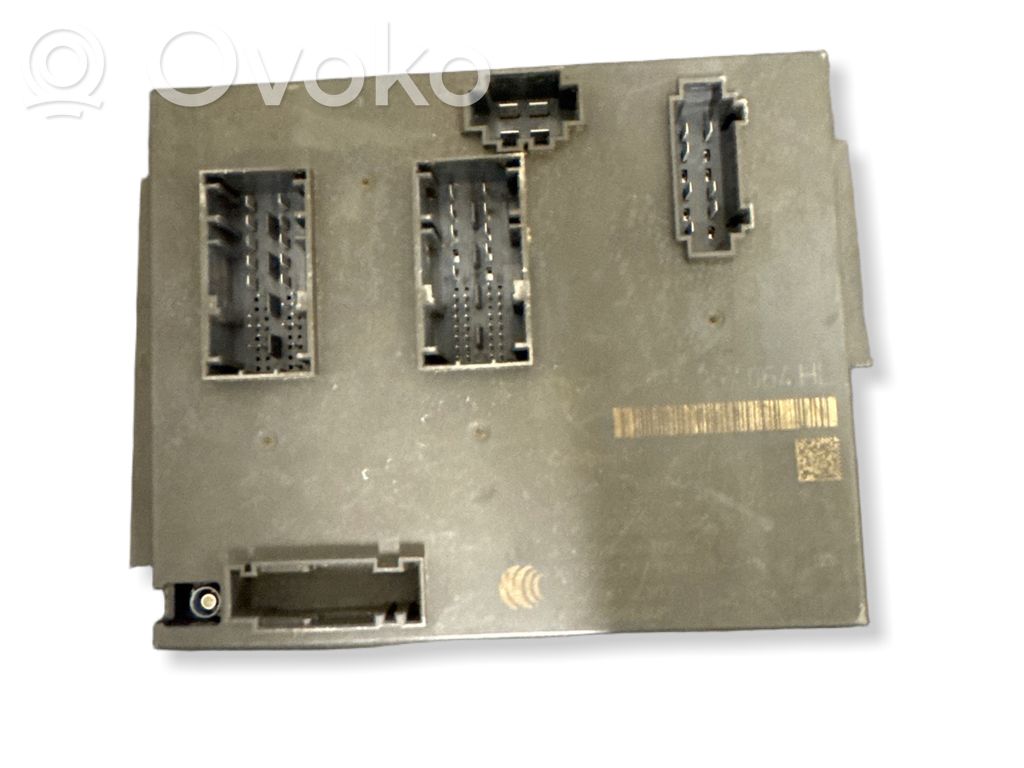 Porsche Cayenne (92A) Module confort 