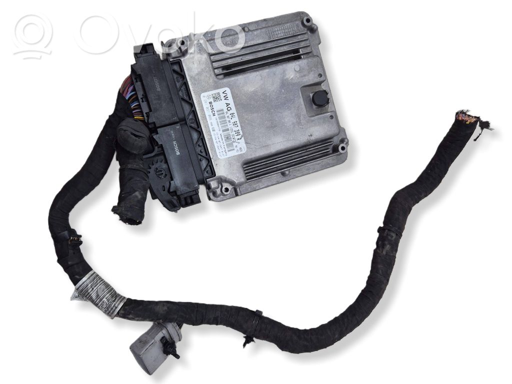 Volkswagen PASSAT B8 Engine control unit/module 