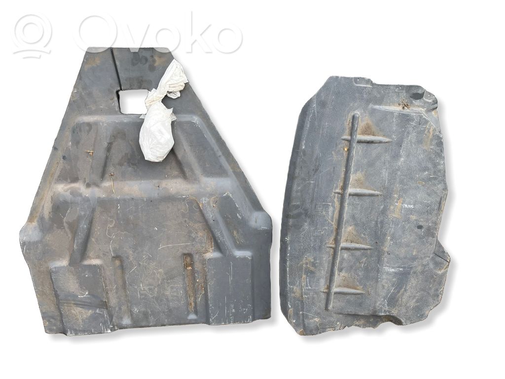 BMW 5 E39 Protecție inferioară motor 
