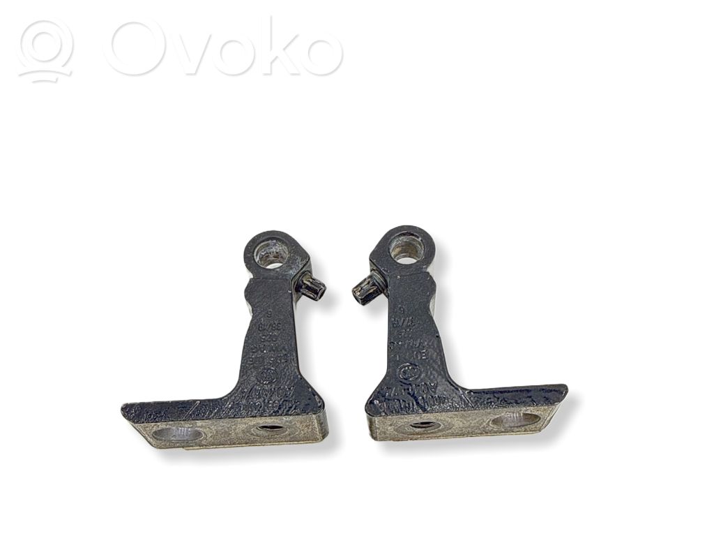 Front door hinge set