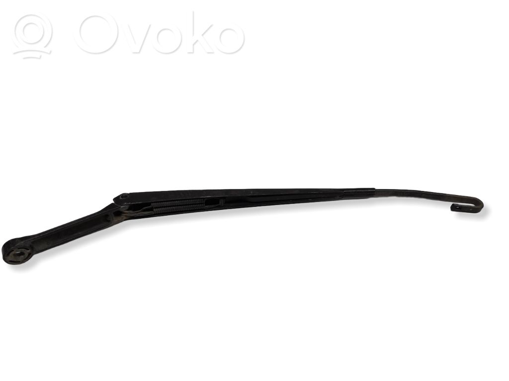 Audi A4 S4 B5 8D Front wiper blade arm 