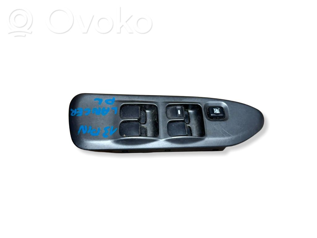 Mitsubishi Lancer Electric window control switch 