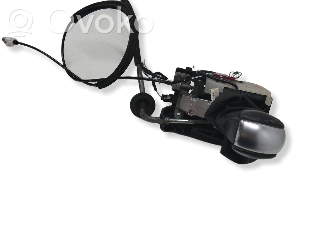 BMW X3 E83 Gear shifter/selector 