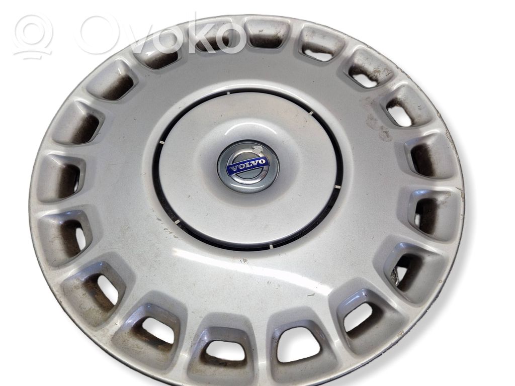 Volvo V60 R16 wheel hub/cap/trim 