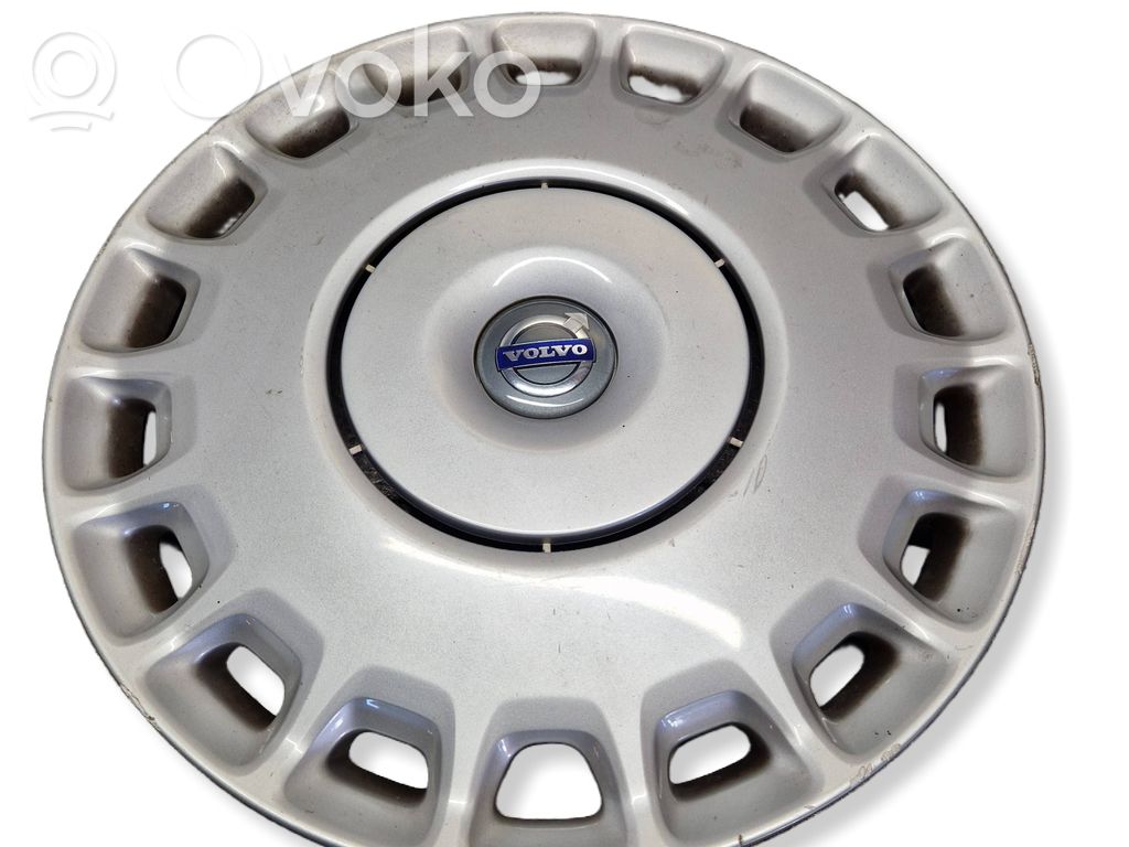 Volvo V60 R16 wheel hub/cap/trim 