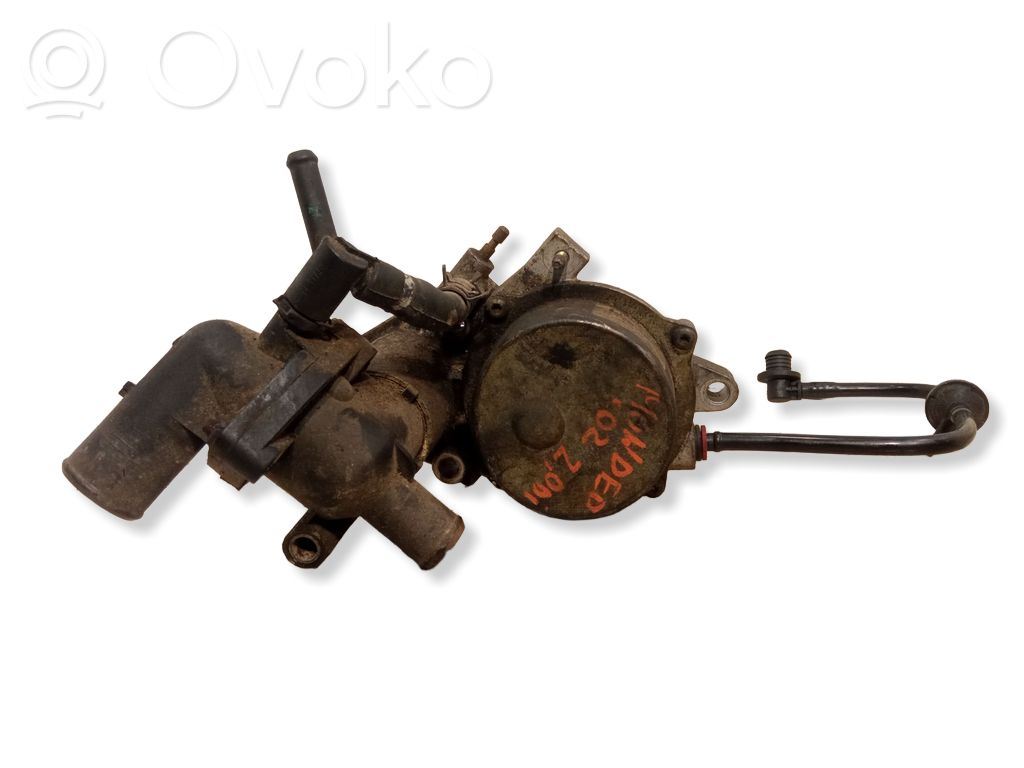 Ford Mondeo Mk III Vacuum pump 