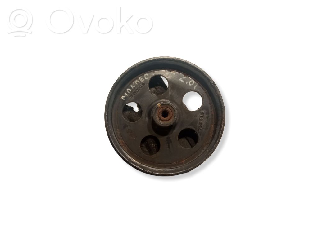 Ford Mondeo Mk III Ohjaustehostimen pumppu 