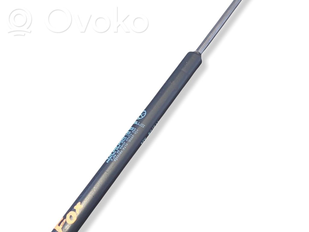 Volkswagen Fox Tailgate/trunk strut/damper 