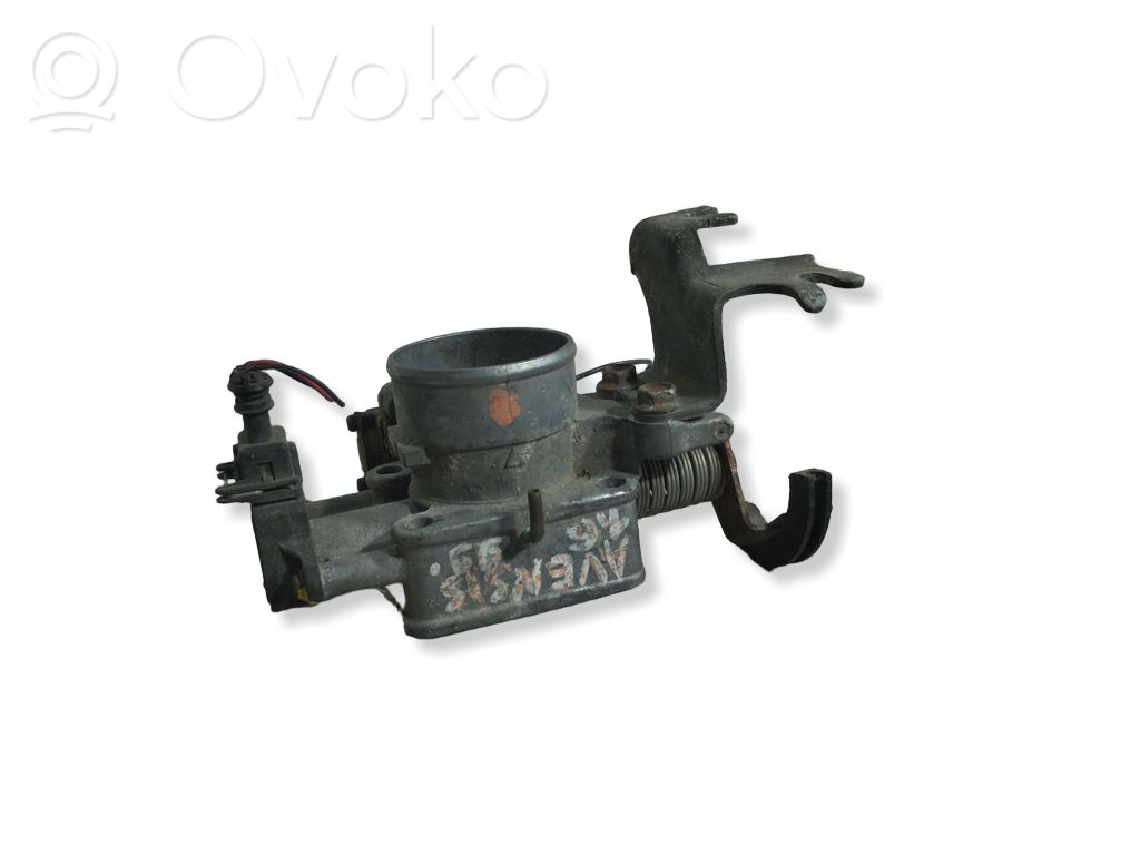 Toyota Avensis T220 Throttle valve 
