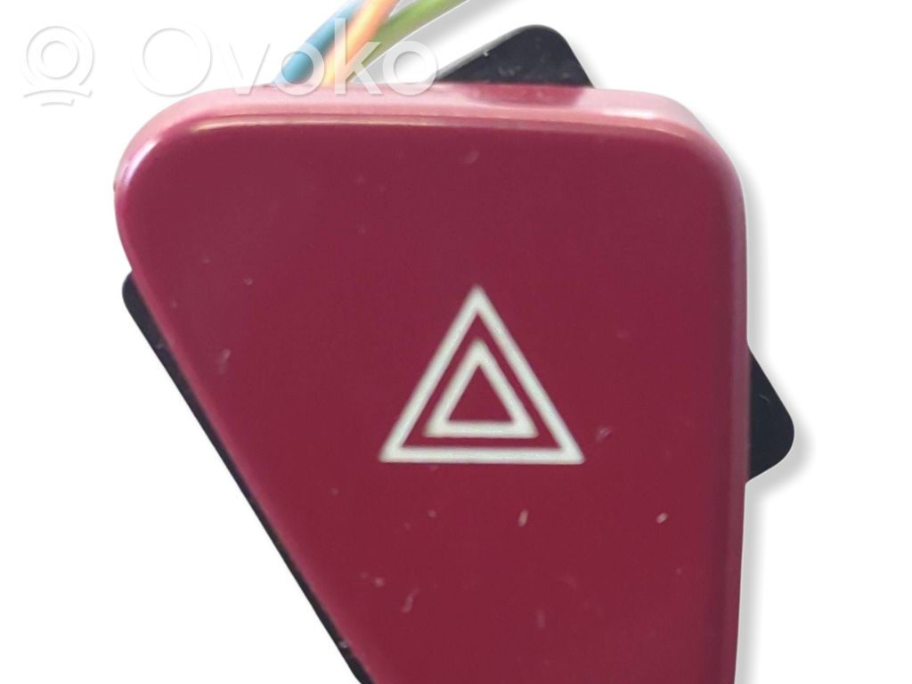 Peugeot 607 Hazard light switch 