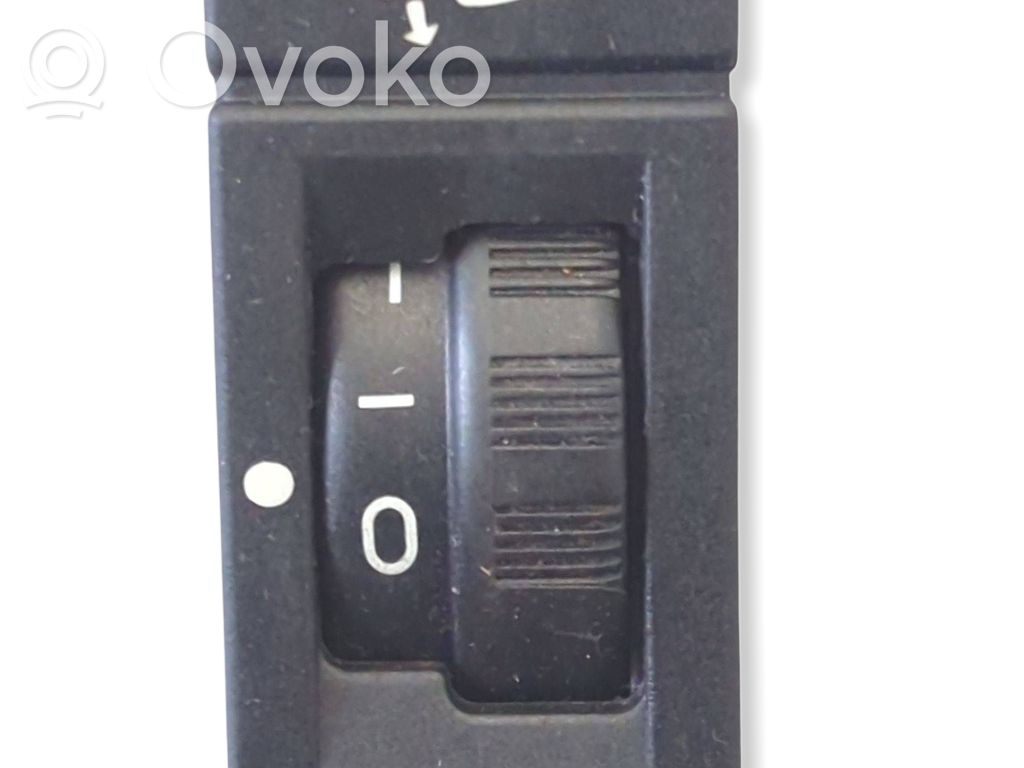 Headlight level height control switch   19256984