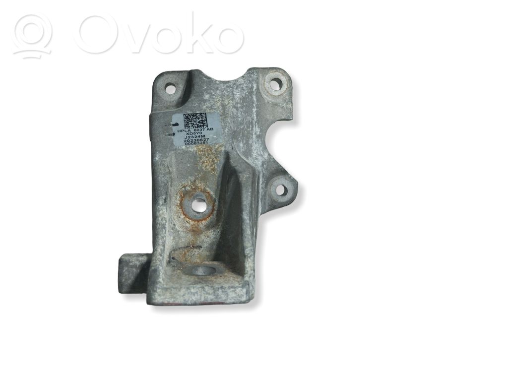 Land Rover Defender Engine mounting bracket 