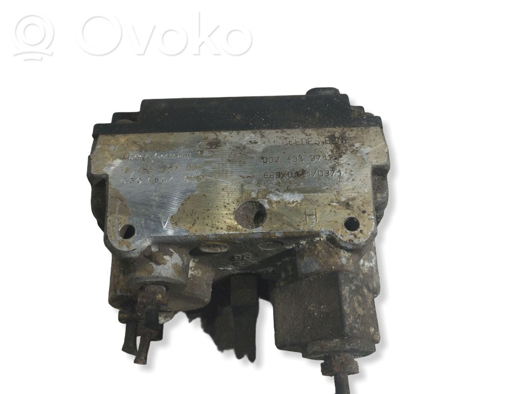 Mercedes-Benz E W210 ABS Pump 