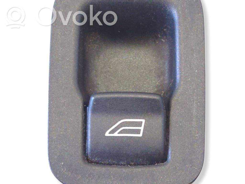 Volvo S40 Electric window control switch 