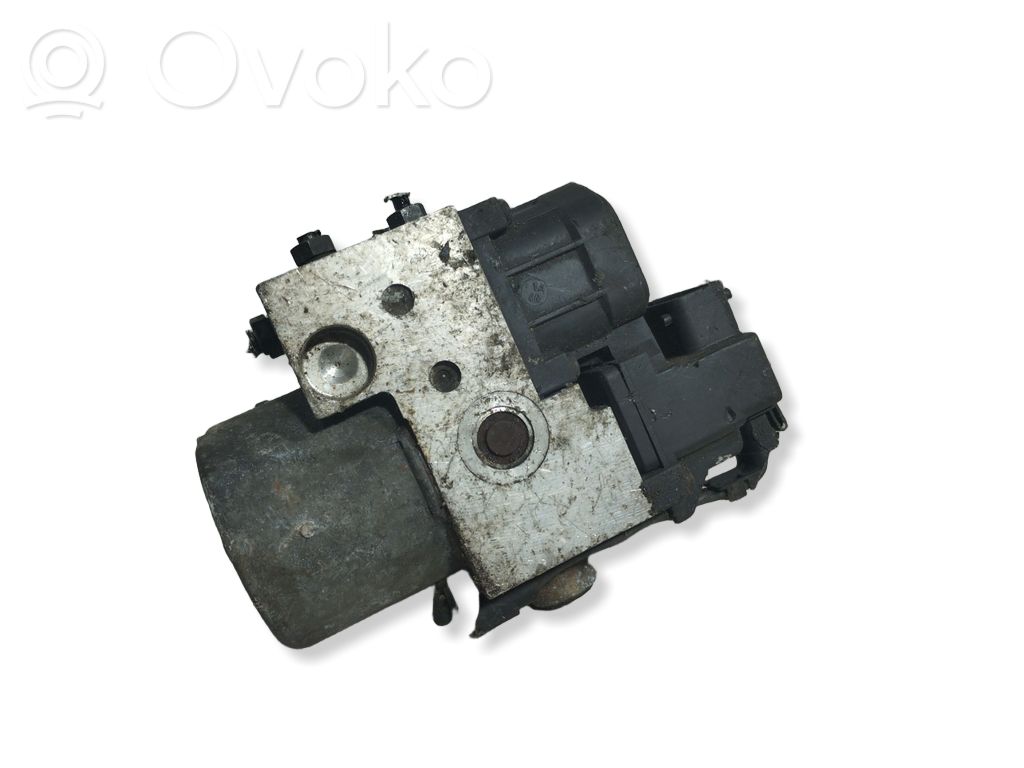 Volkswagen PASSAT B5 ABS Pump 
