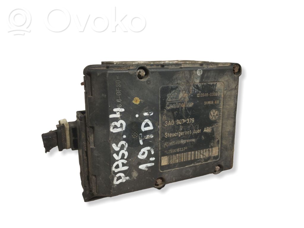 Volkswagen PASSAT B4 ABS Pump 