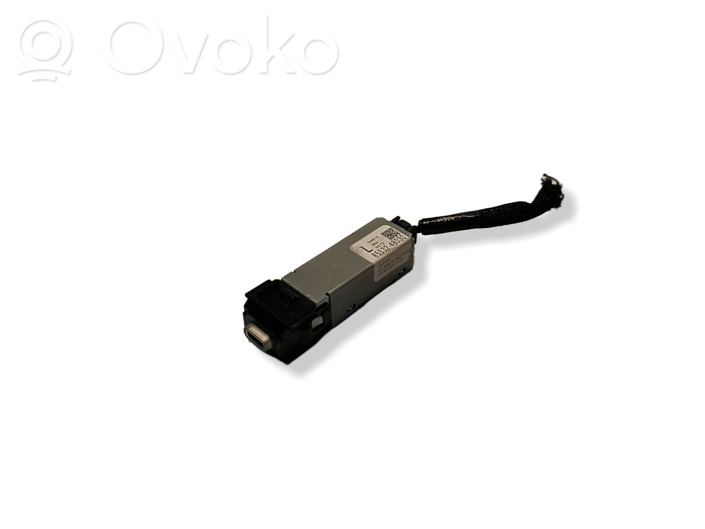 Toyota Yaris XP210 Разъем USB 