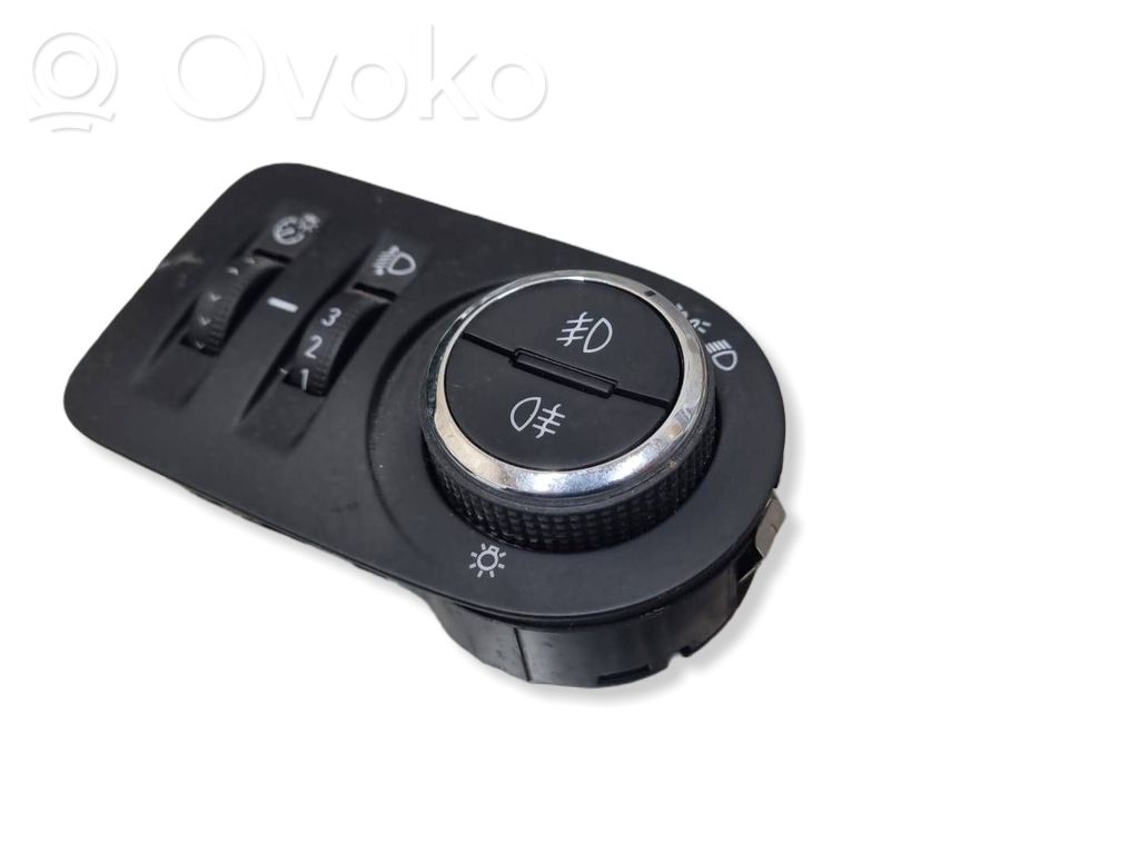 Opel Corsa E Light switch 