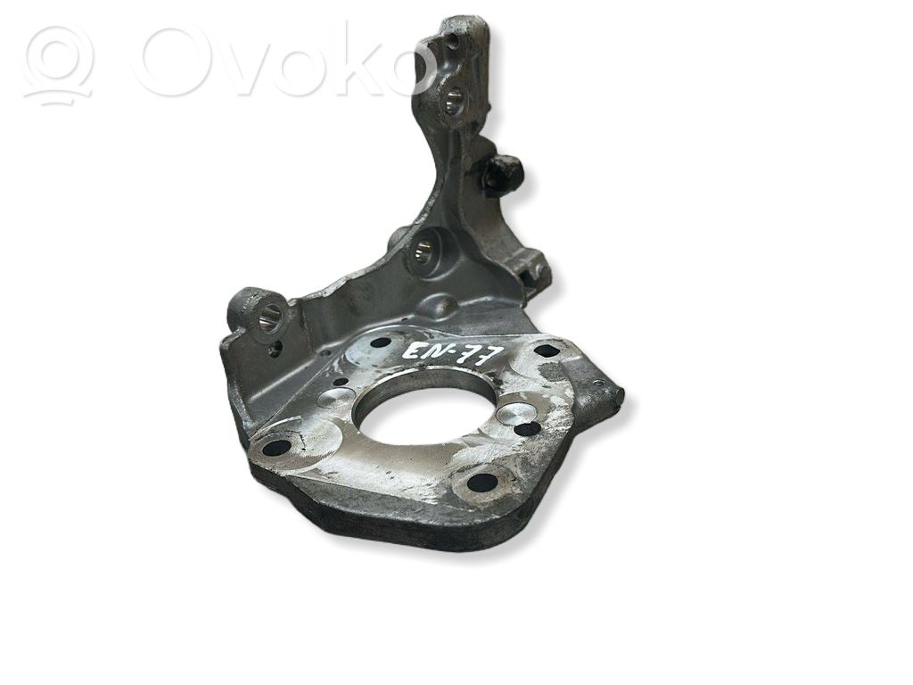Ford Focus Fuel pump bracket 