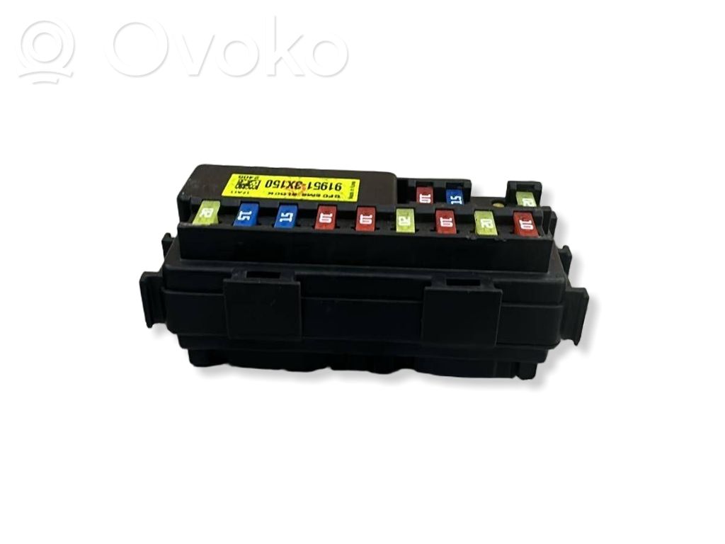 KIA Ceed Fuse module 
