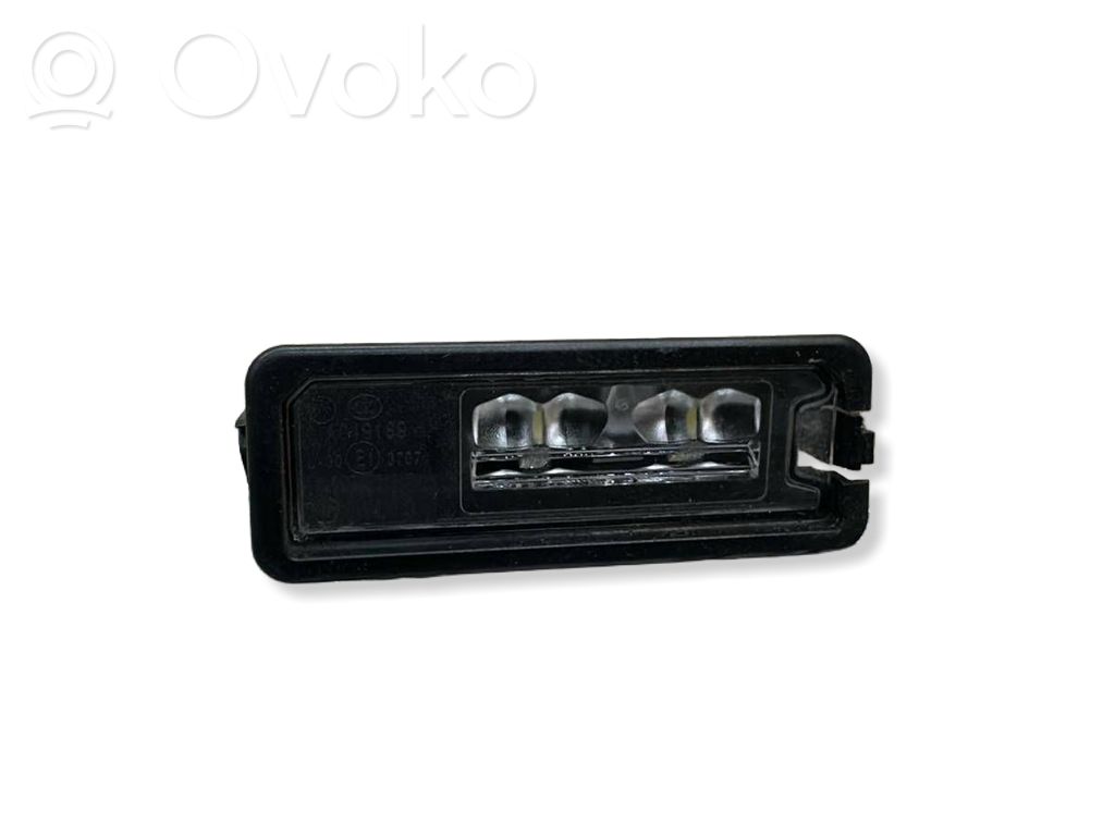 Number plate light   A049189