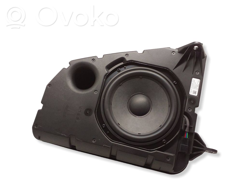 Tesla Model Y Subwoofer 