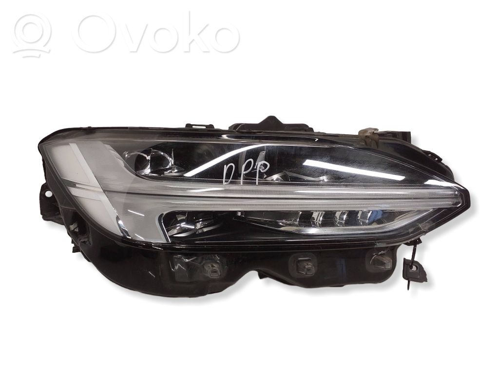 Volvo S90, V90 Faro/fanale 