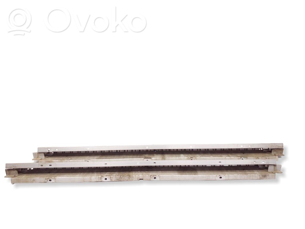 Sill   8403078,51718403078