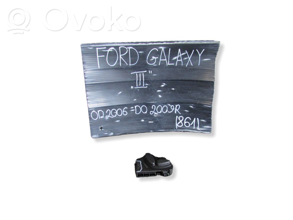 Interruptor de control del asiento   4M5T14A701AA