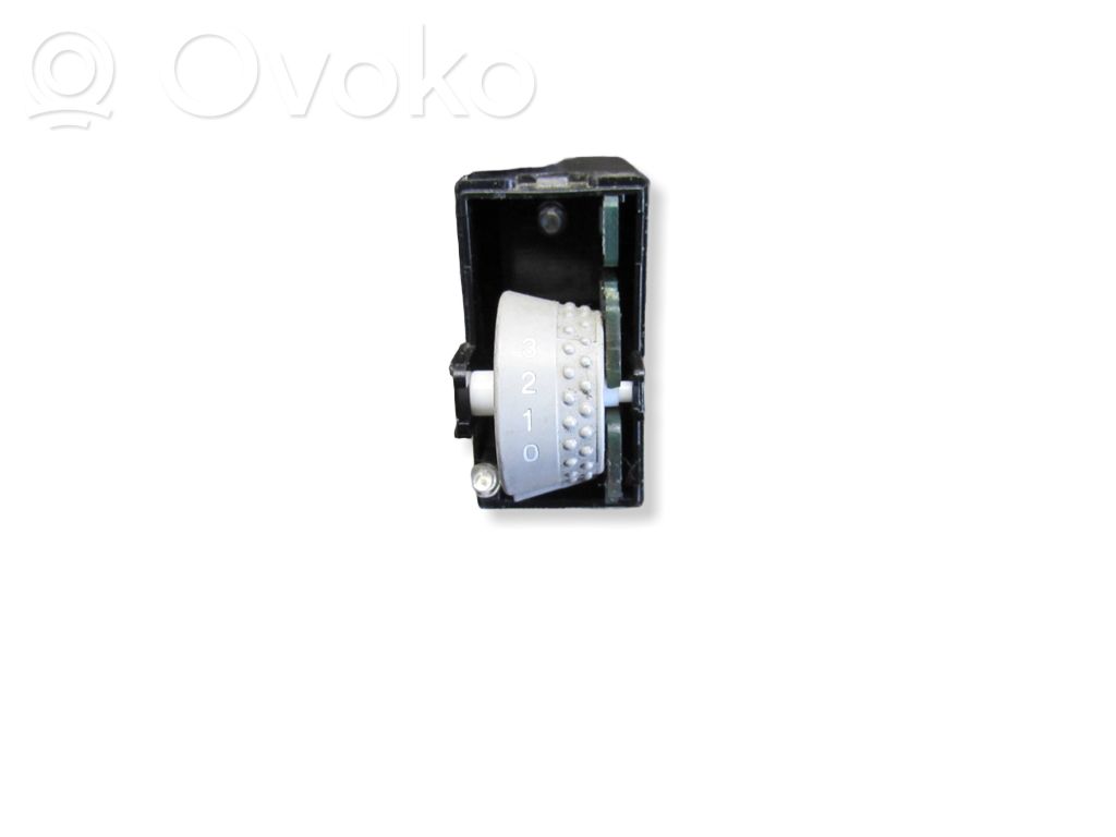Other switches/knobs/shifts   933001H030